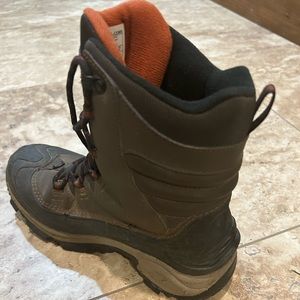 Men’s insulated waterproof hunting boot.